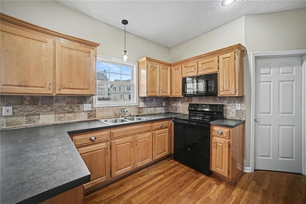 13924 W 71st Place — photo 10