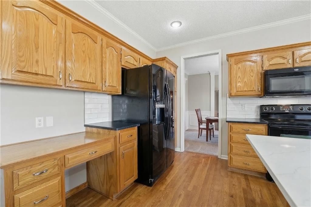 12128 Hardy Street — photo 6