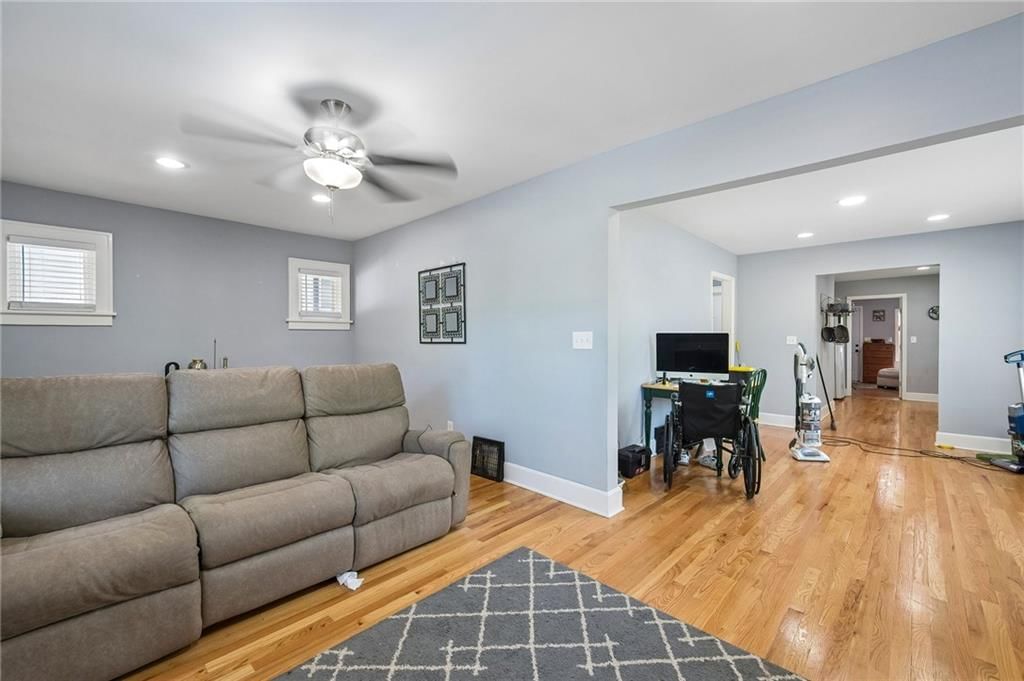 4943 Michigan Avenue — photo 10
