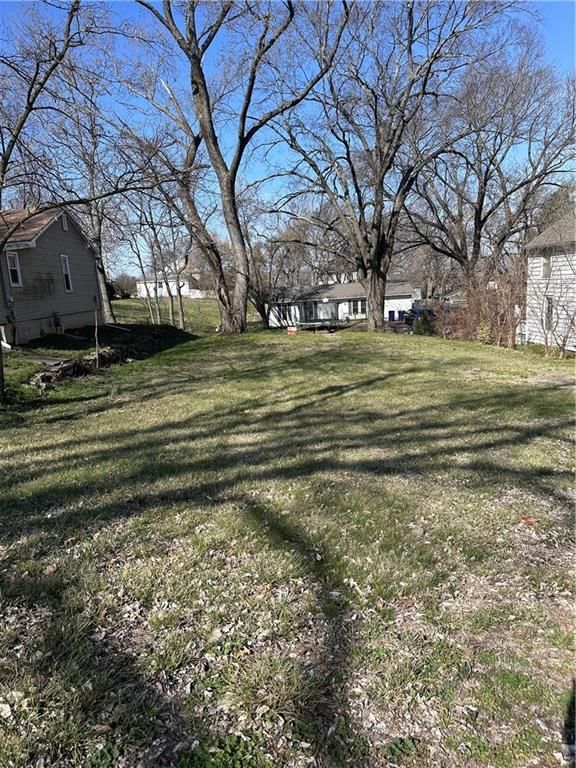 618 Locust Street — photo 2