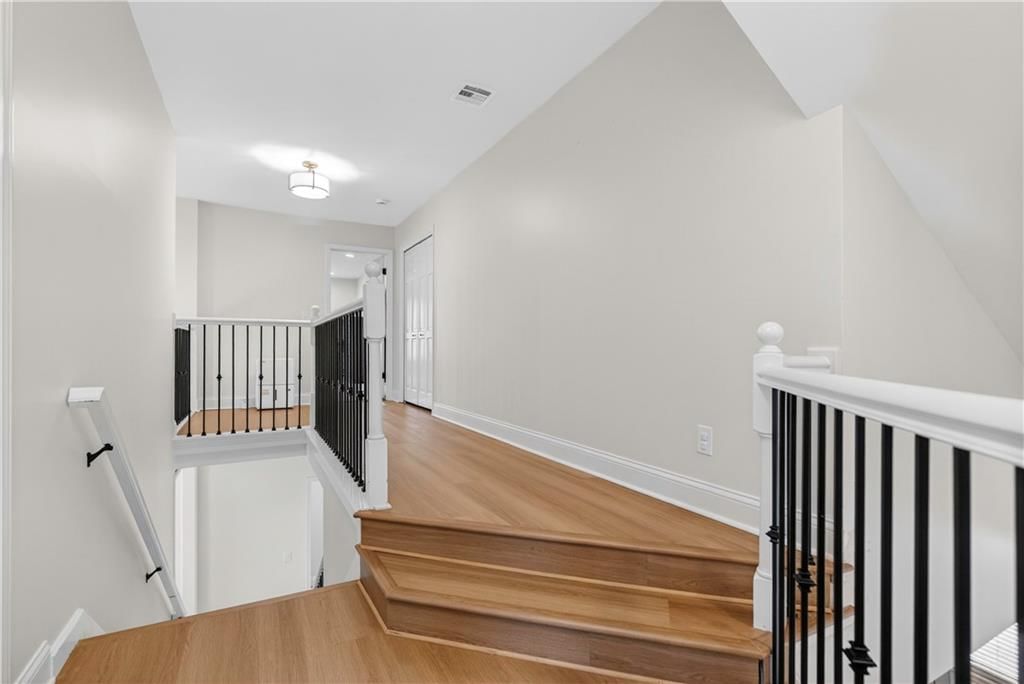 9911 W 124th Terrace — photo 36