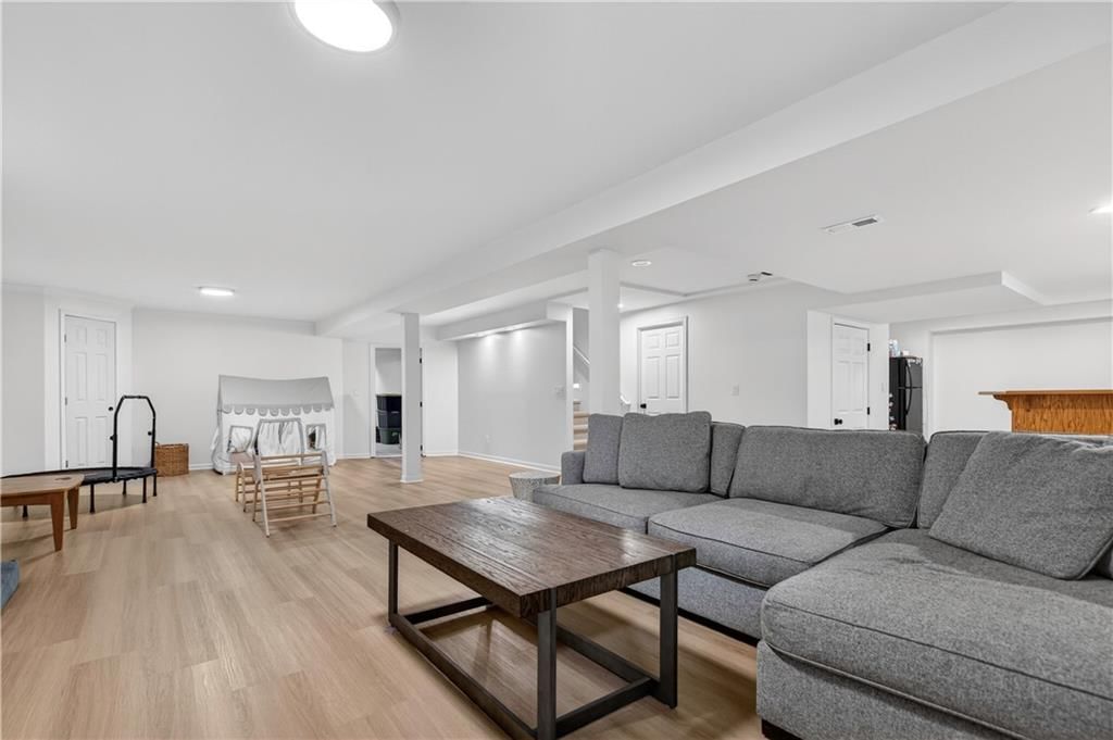 9911 W 124th Terrace — photo 49