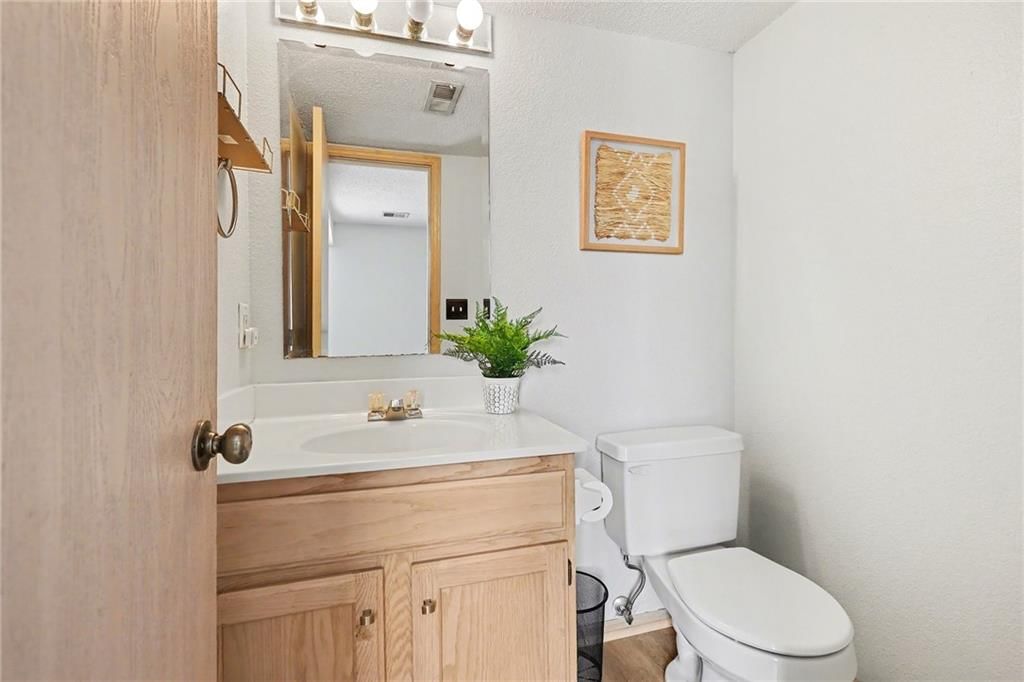 5856 NW Plantation Lane — photo 8