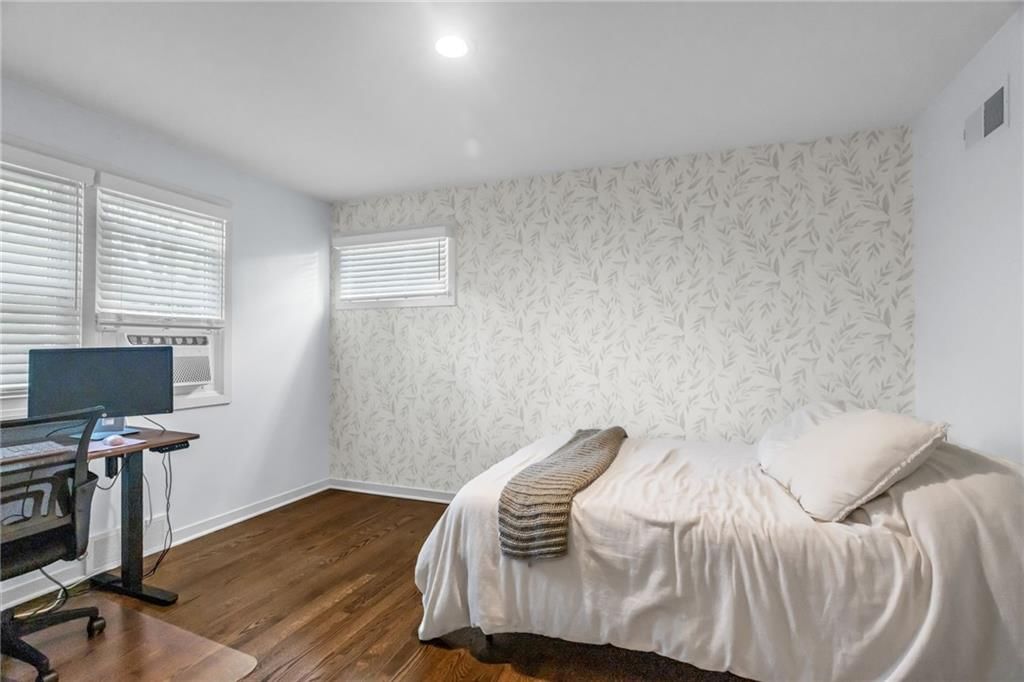 3118 W 79th Street — photo 21