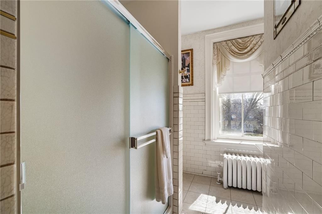1 Hawthorne Place — photo 41