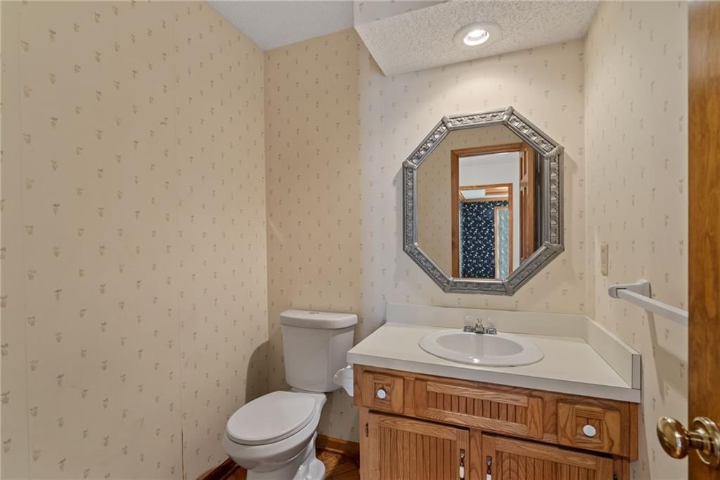 9529 W 116th Terrace — photo 10