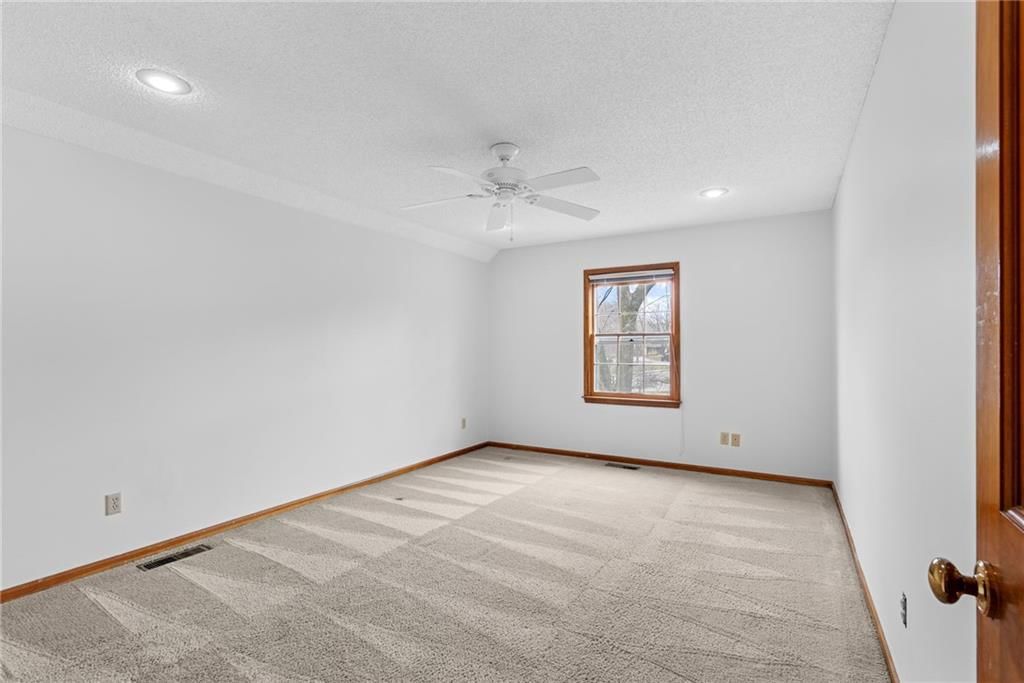 9529 W 116th Terrace — photo 26