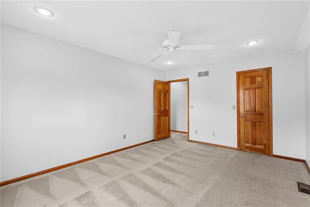 9529 W 116th Terrace — photo 29