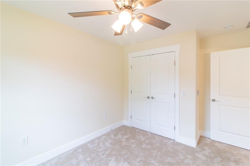 206 W 4th Street — photo 21