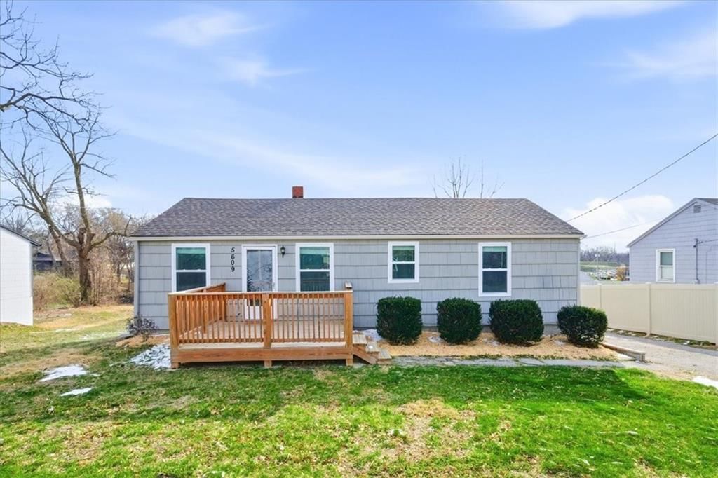 5609 N Walnut Street — photo 1