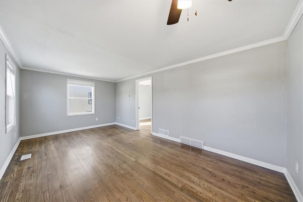 5609 N Walnut Street — photo 5
