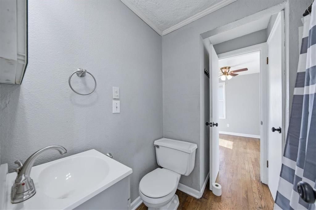 5609 N Walnut Street — photo 23