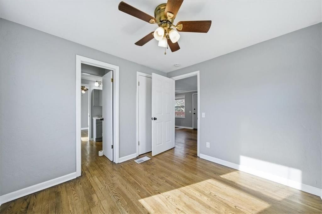 5609 N Walnut Street — photo 26