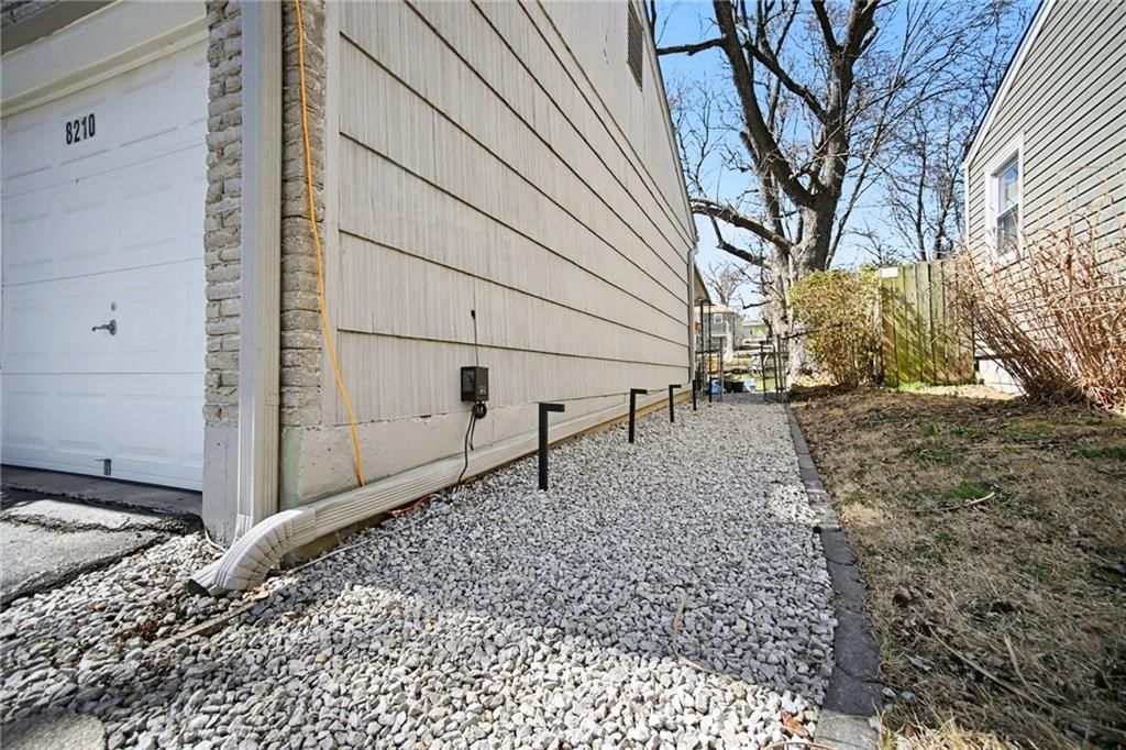 8210 Mcgee Street — photo 18