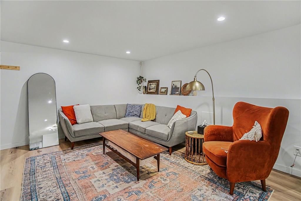 8210 Mcgee Street — photo 24