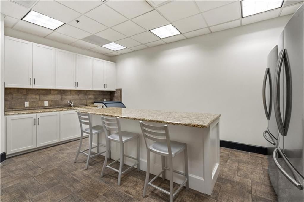 1101 Walnut Street — photo 24