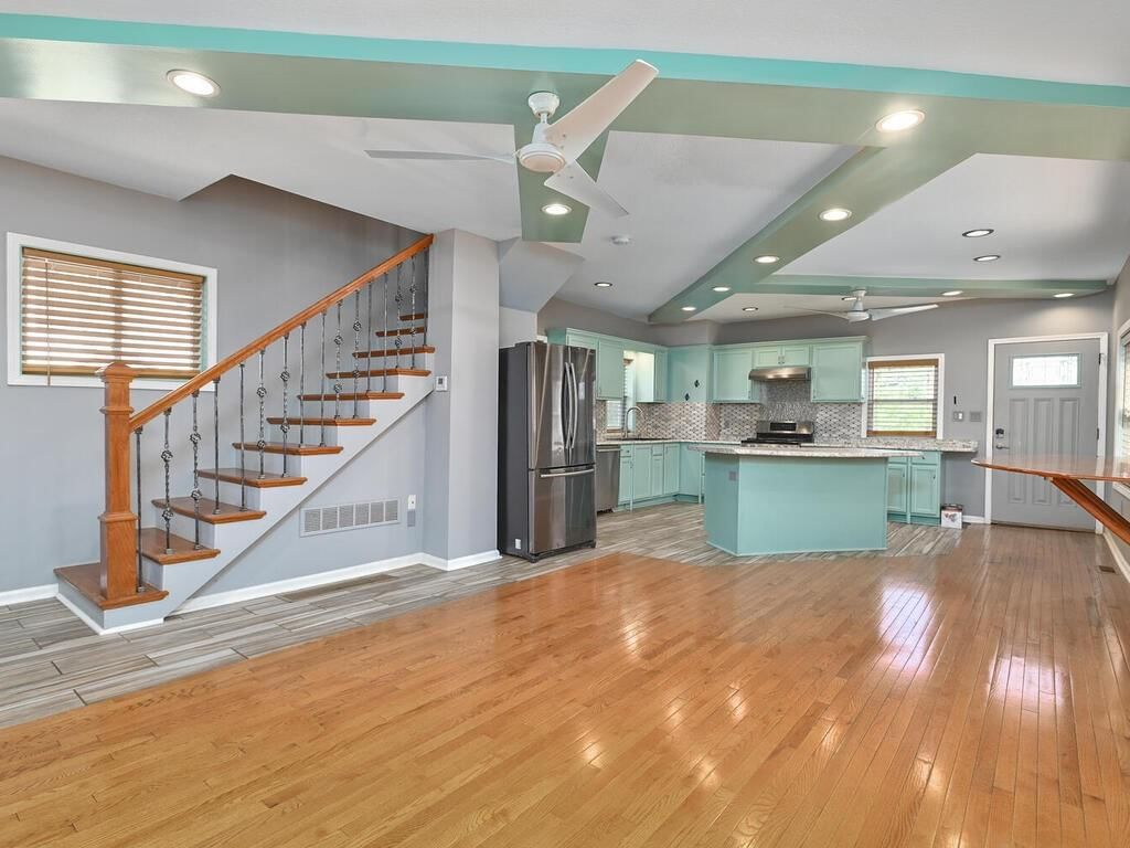 2943 Garfield Avenue — photo 13