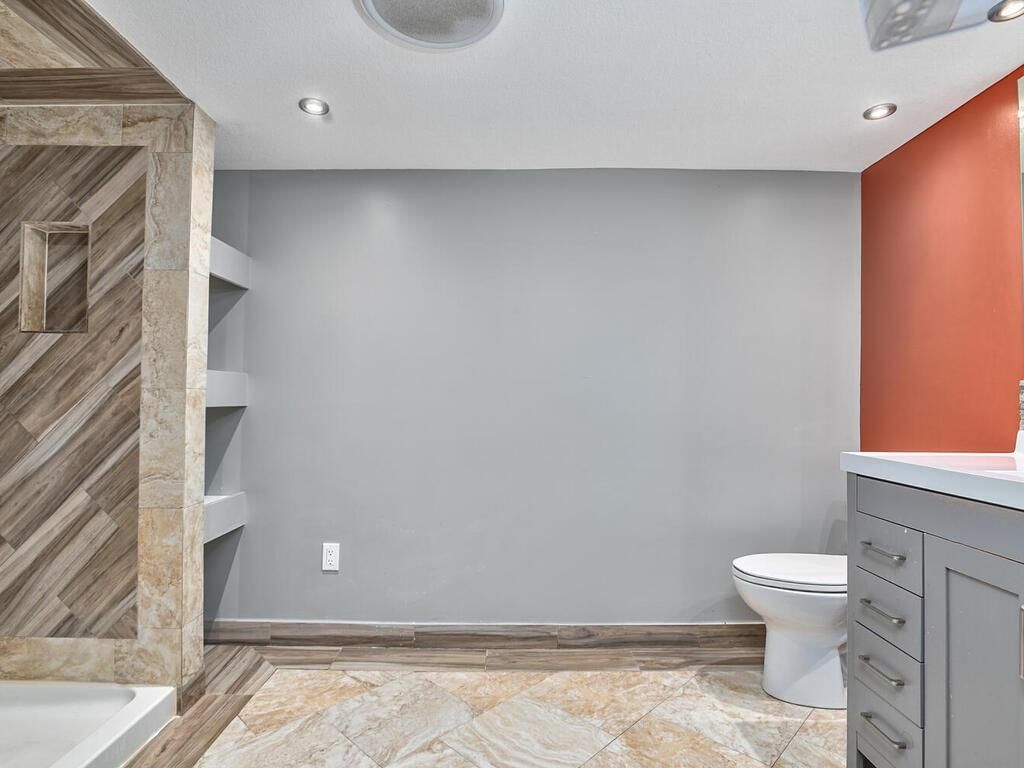 2943 Garfield Avenue — photo 31