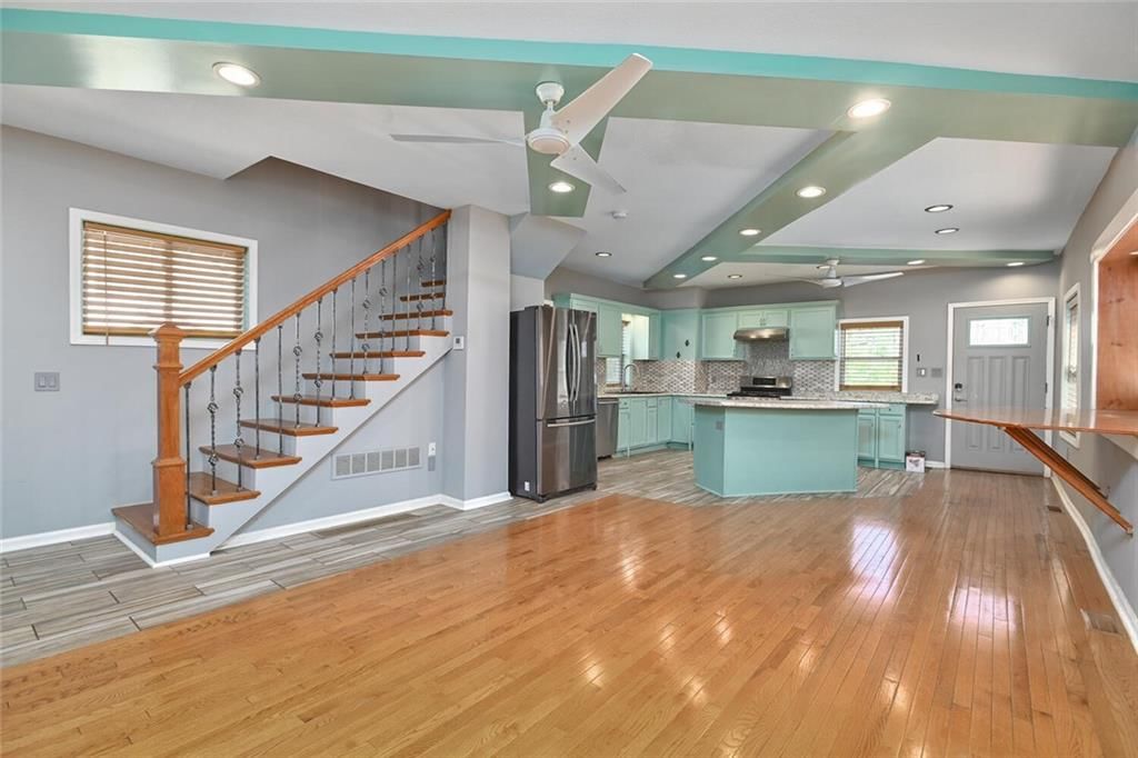 2943 Garfield Avenue — photo 38