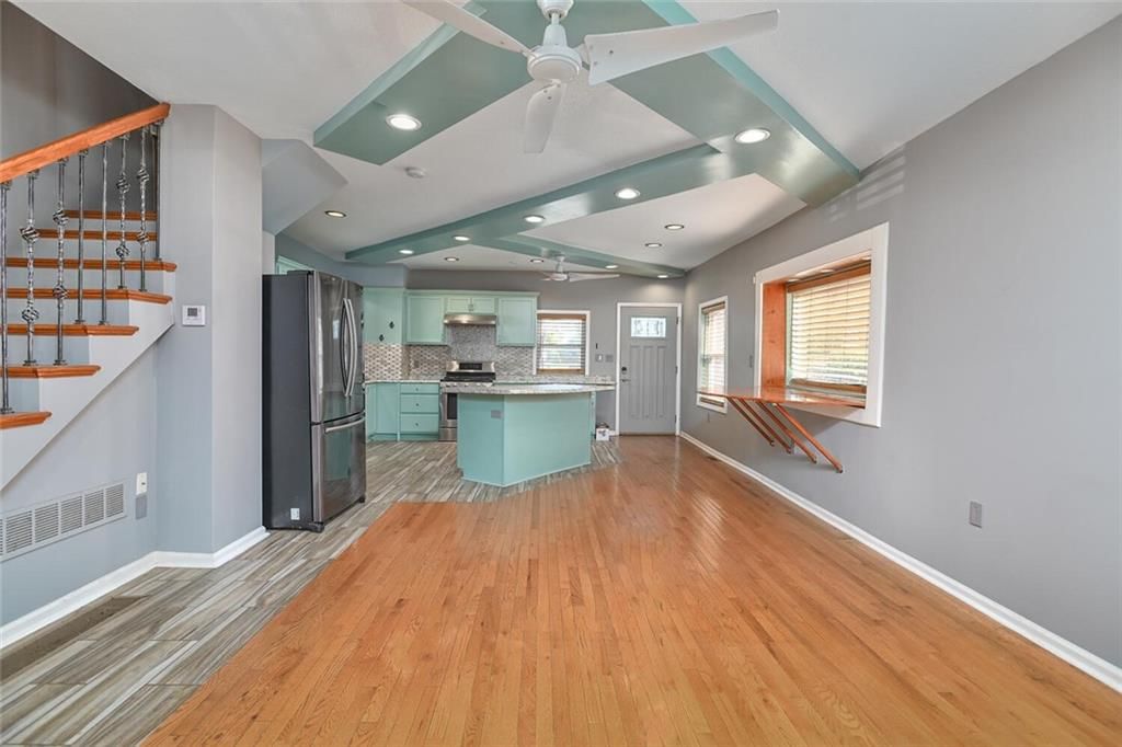 2943 Garfield Avenue — photo 39