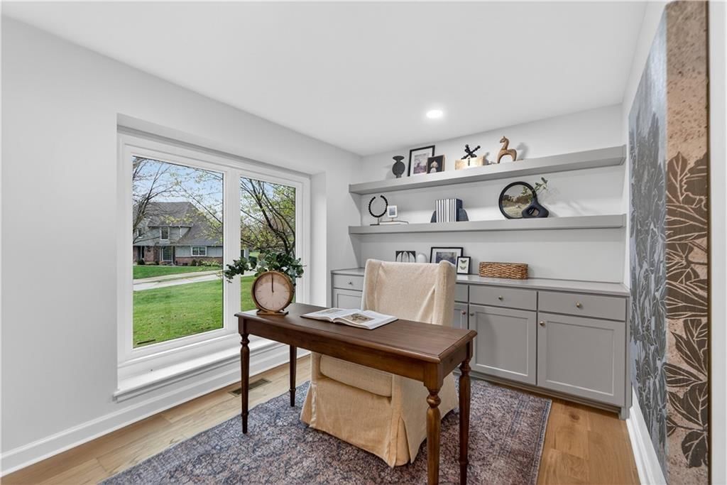 12815 Pembroke Circle — photo 13