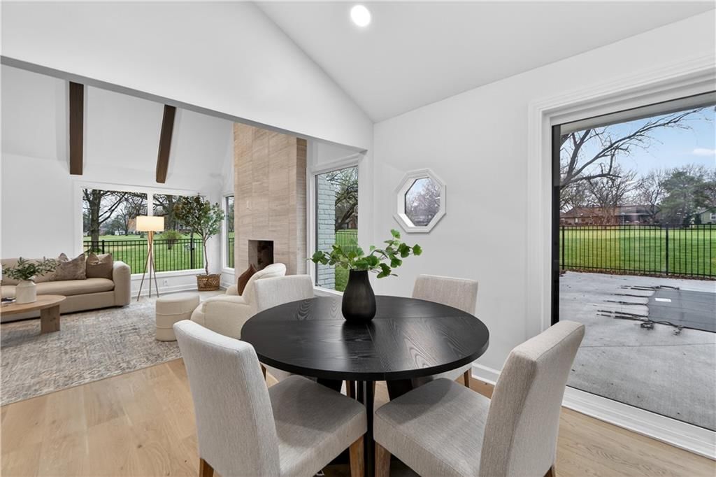 12815 Pembroke Circle — photo 40