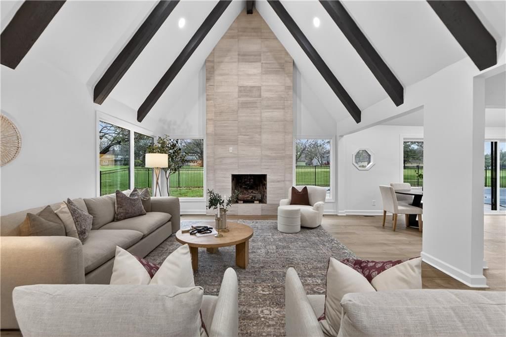 12815 Pembroke Circle — photo 48