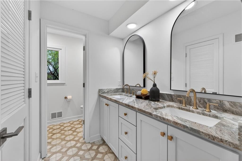 12815 Pembroke Circle — photo 58