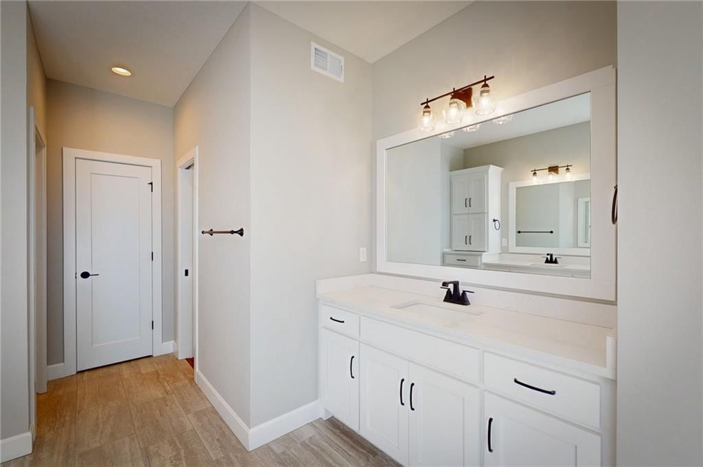 17701 Crystal Street — photo 27