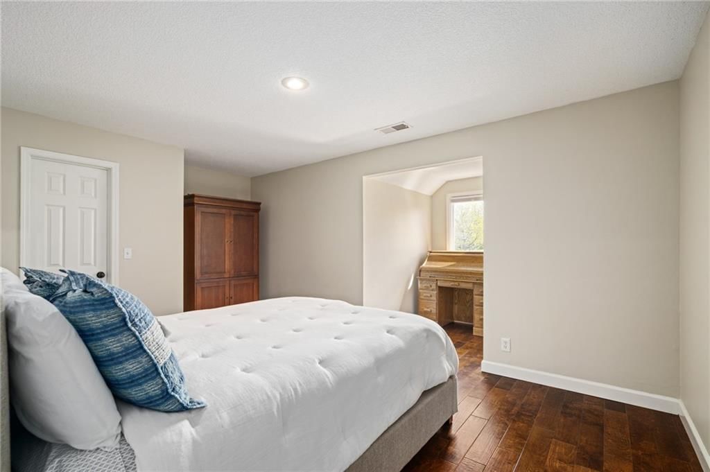 13129 W 128th Street — photo 36