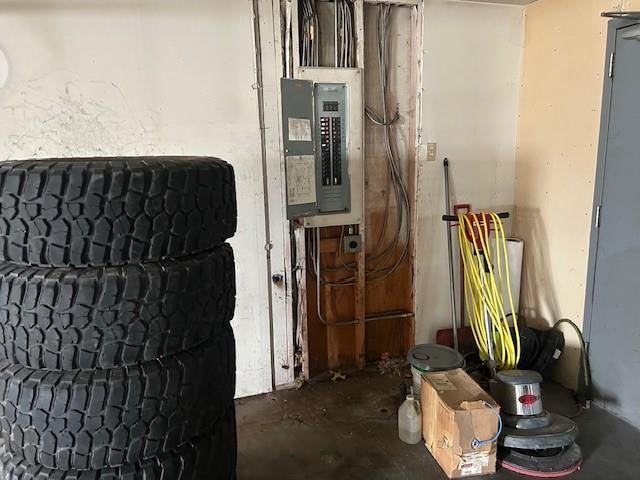 2852 Four Wheel Drive — photo 19