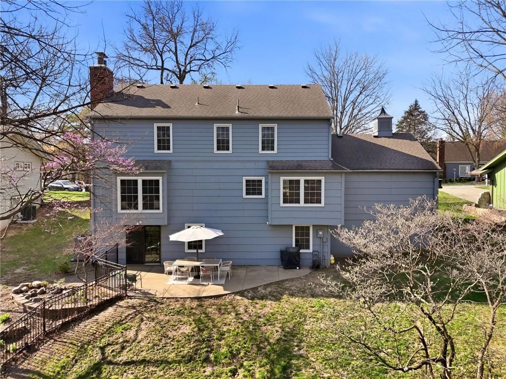 412 NW Briarcliff Road — photo 29