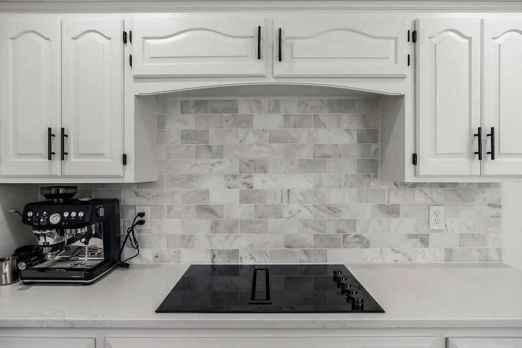 8352 Oakview Circle — photo 17