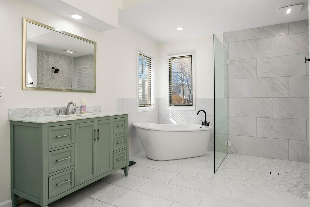 8352 Oakview Circle — photo 24