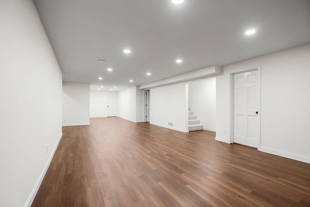 8352 Oakview Circle — photo 29