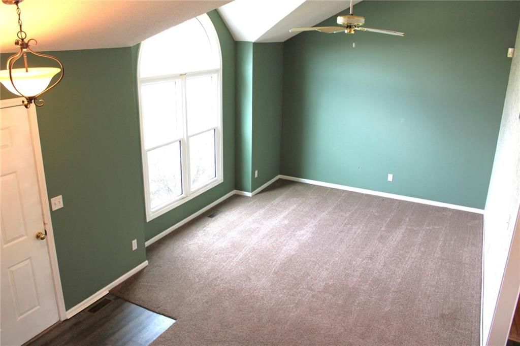 1627 NE 101ST Terrace — photo 2