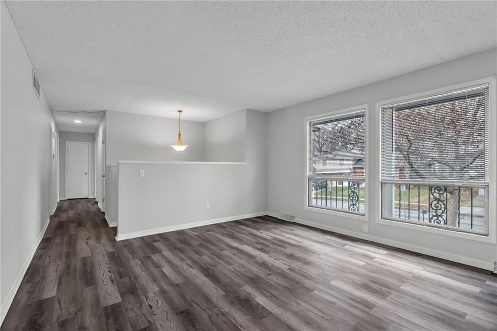 705 NE 80th Terrace — photo 7
