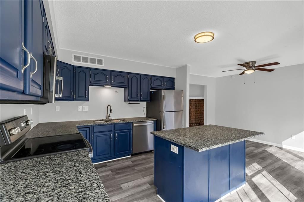705 NE 80th Terrace — photo 11