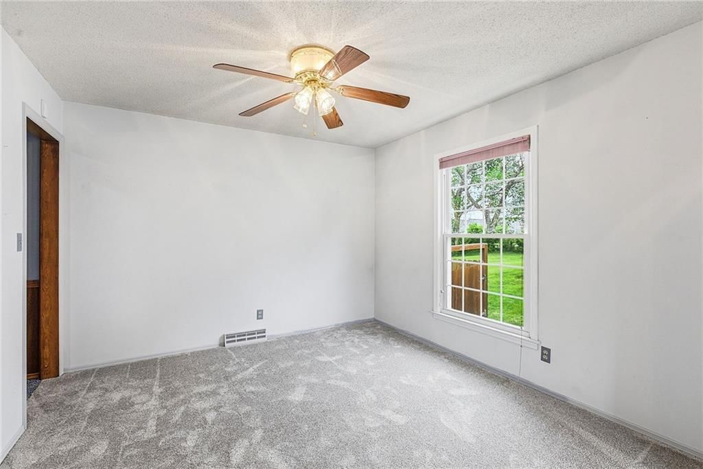 3712 E 104th Street — photo 15