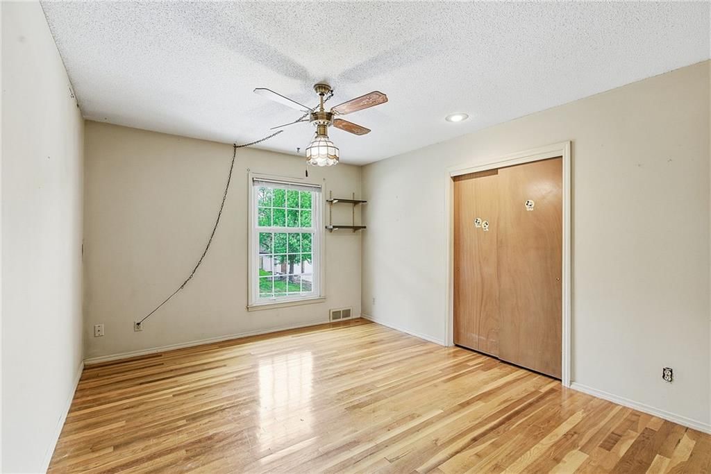 3712 E 104th Street — photo 29