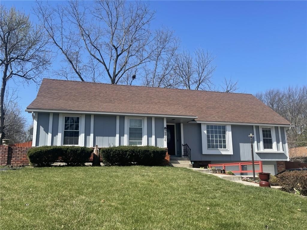 9706 Melrose Drive, Overland Park, KS
