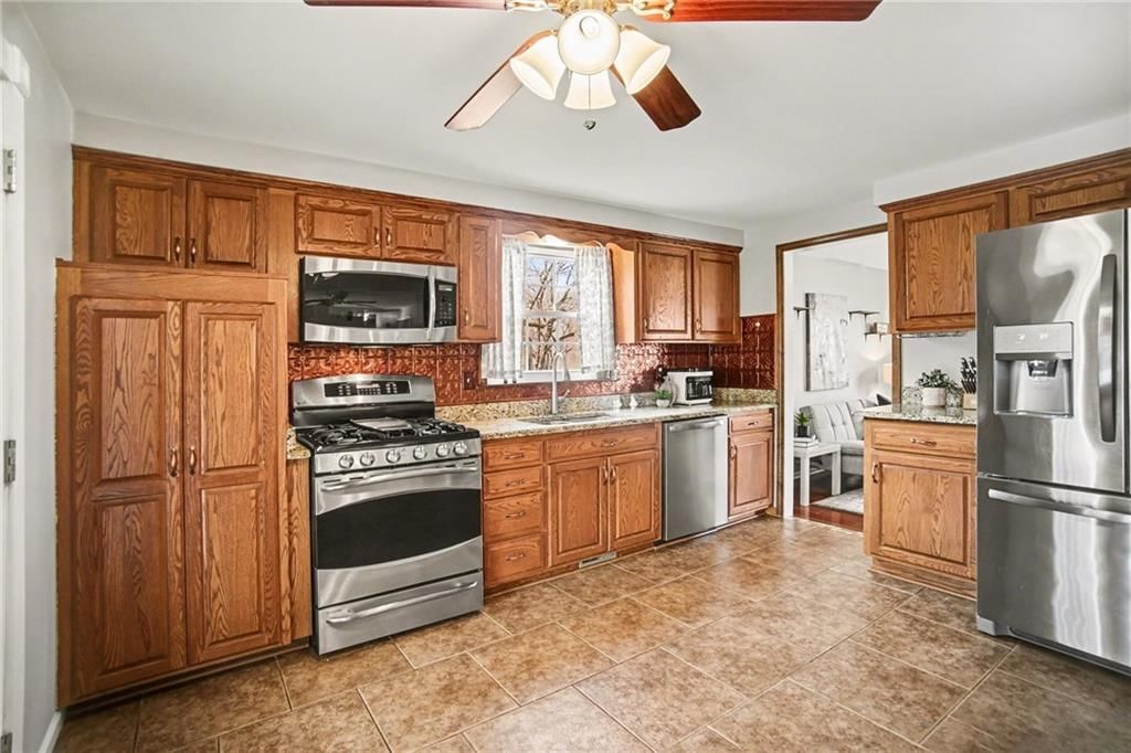 9706 Melrose Drive — photo 11
