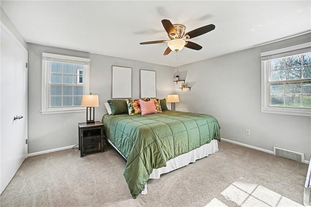 9706 Melrose Drive — photo 15