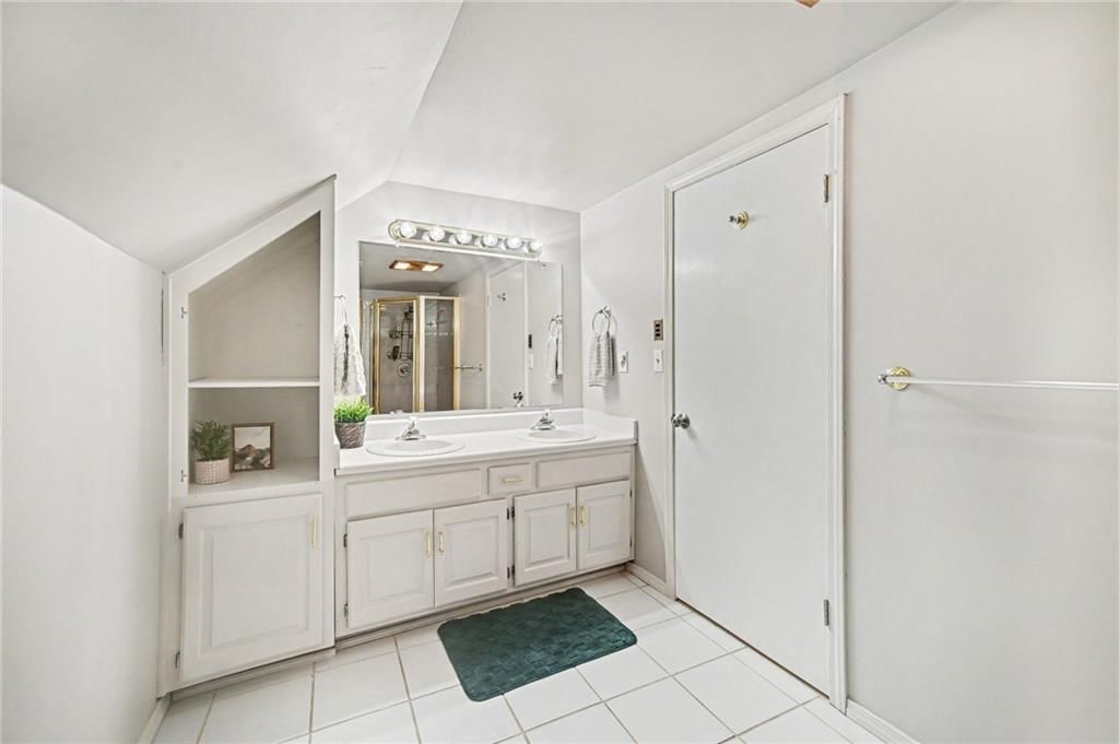 9706 Melrose Drive — photo 23