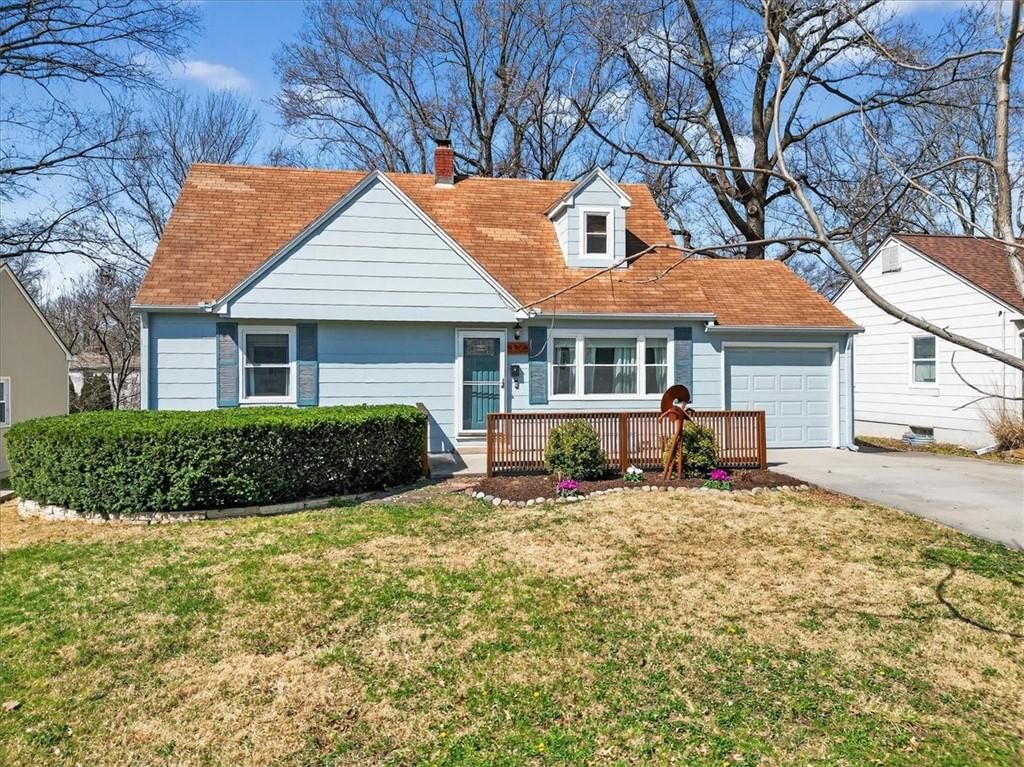 8306 Madison Avenue, Kansas City, MO