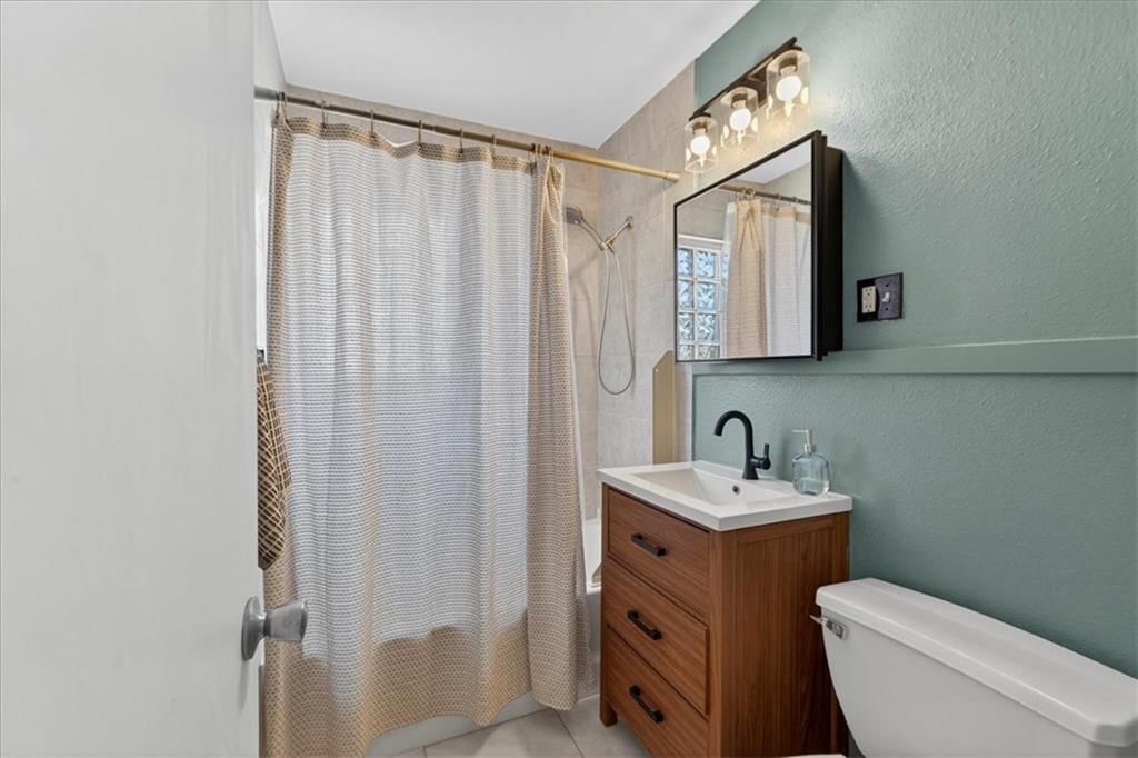 8306 Madison Avenue — photo 12