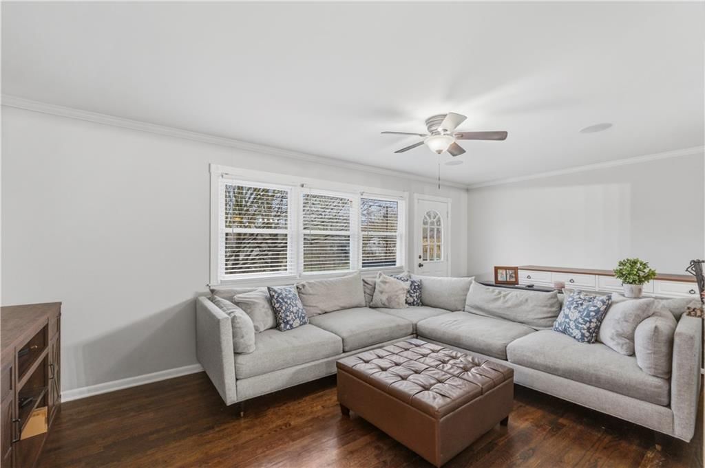 513 N Walker Lane — photo 9