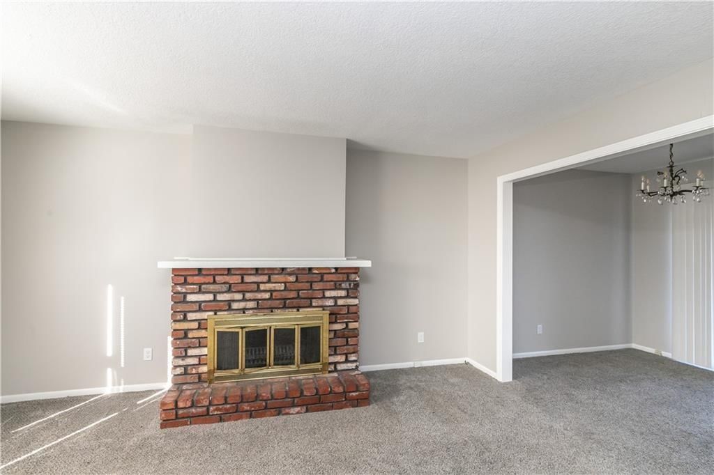 9857 N Cherry Street — photo 5