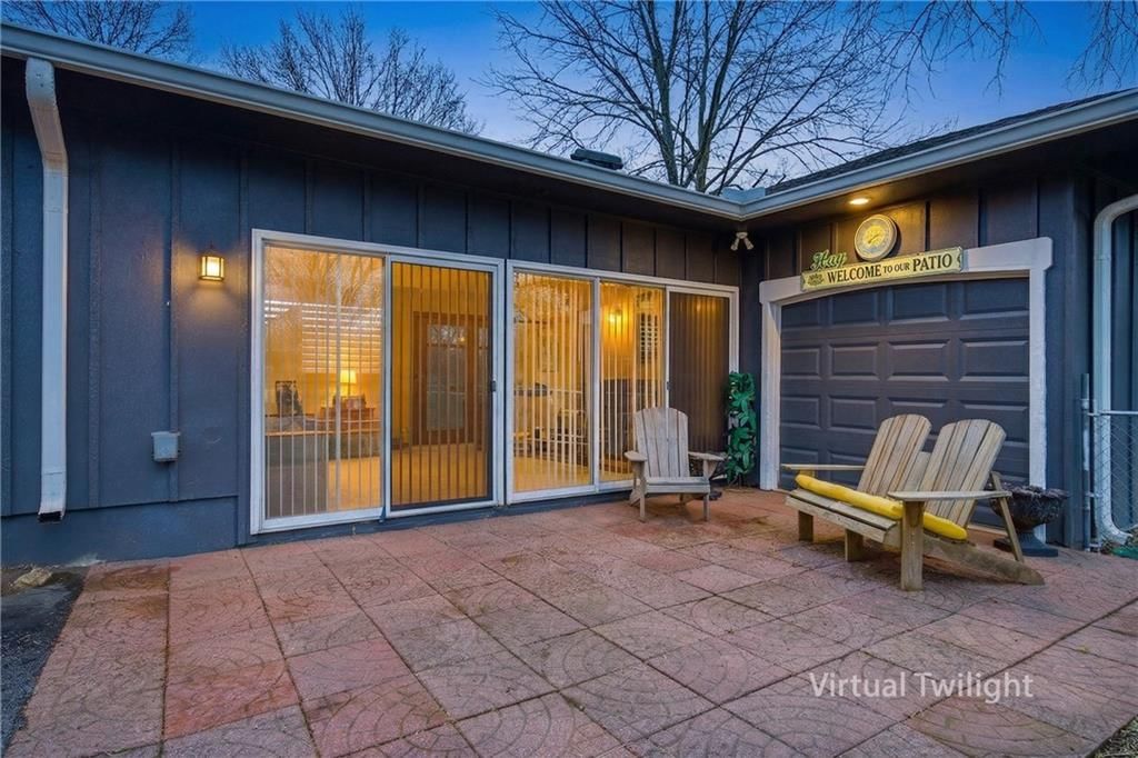 972 Glengera Street — photo 24