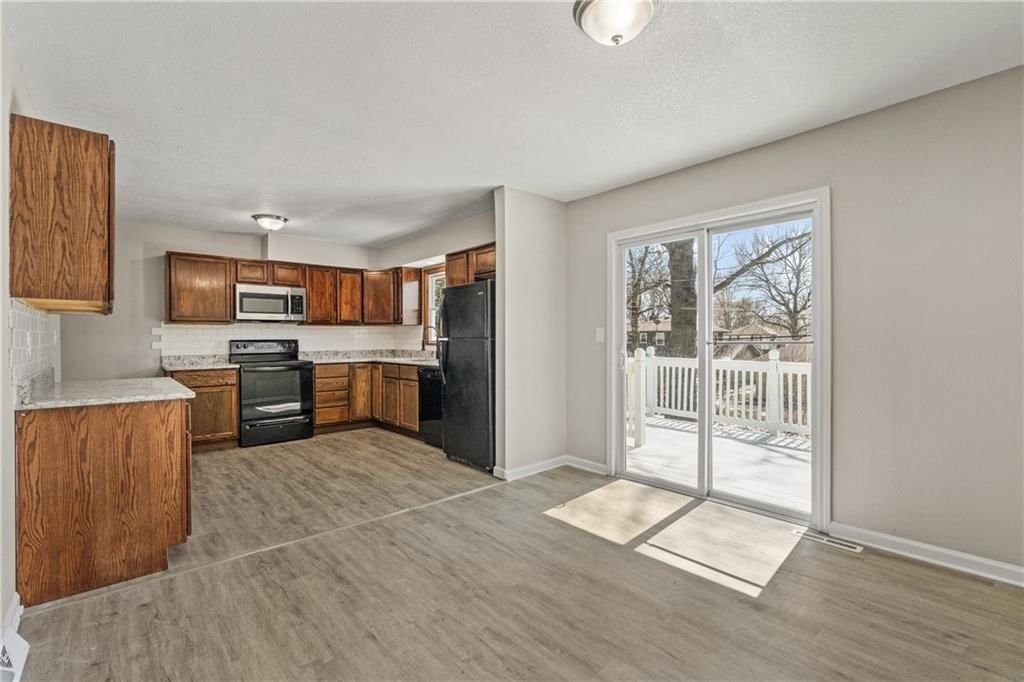 517 Stacey Drive — photo 8